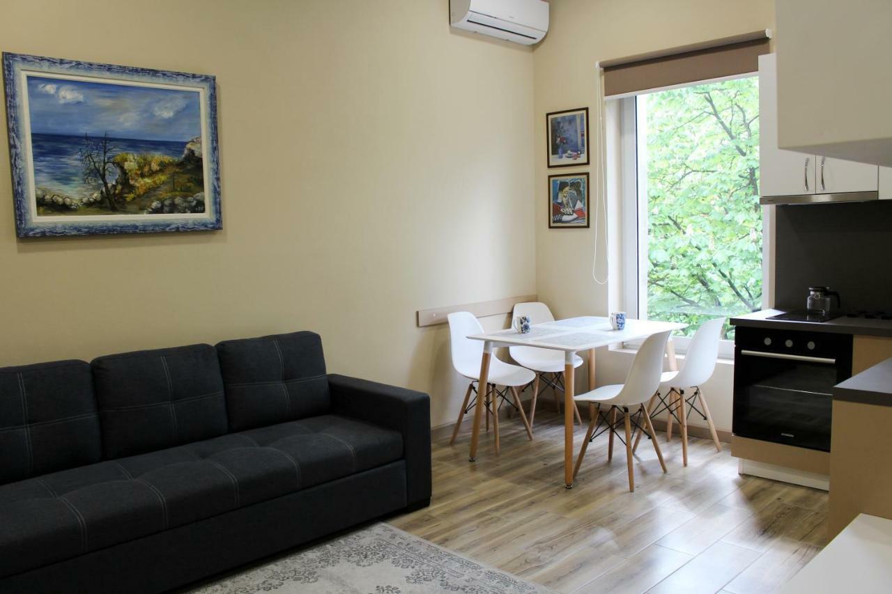 Appartement 2V1 - Blloku Mac à Tirana Extérieur photo
