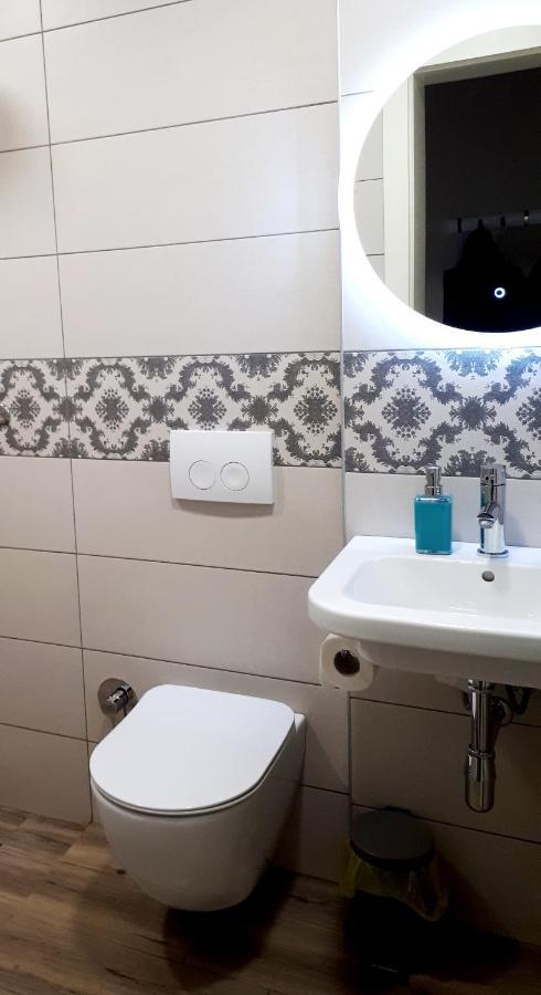 Appartement 2V1 - Blloku Mac à Tirana Extérieur photo
